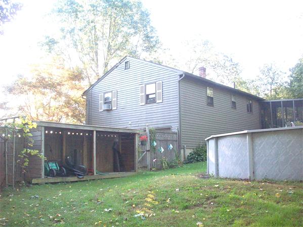 37 Pomeroy Meadow Road Southampton, MA 01073 - Photo 18 of 26
