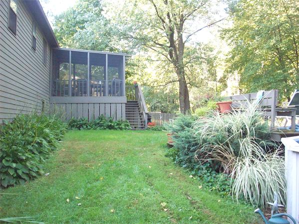 37 Pomeroy Meadow Road Southampton, MA 01073 - Photo 19 of 26
