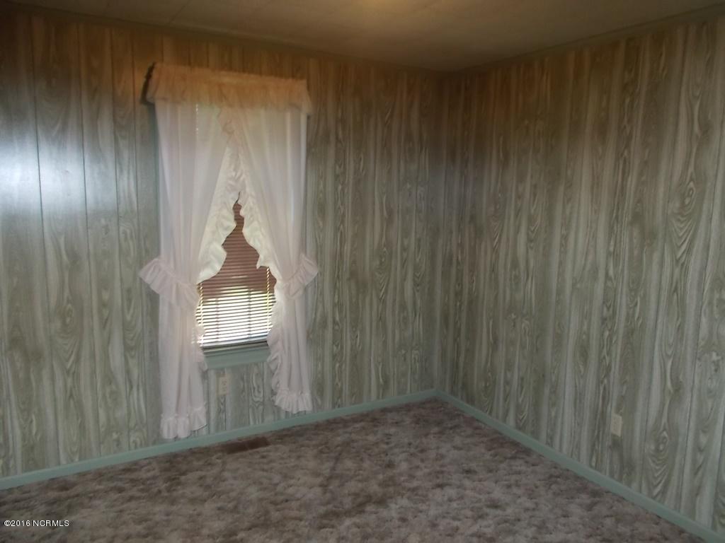 22 Long Ridge Road Pinetown, NC 27865 - Photo 7 of 12 007 2nd BR