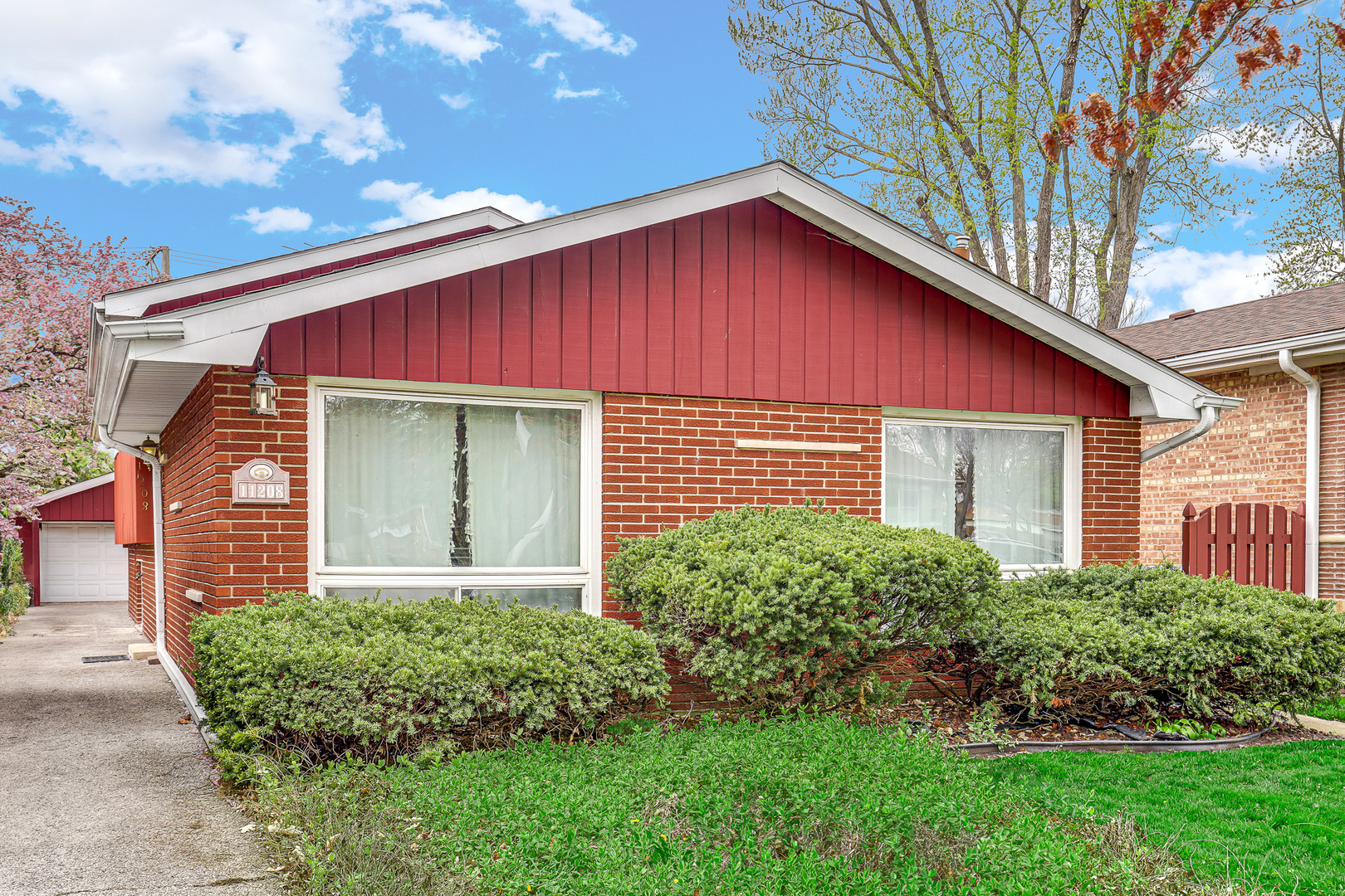 11208 South Fairfield Ave  