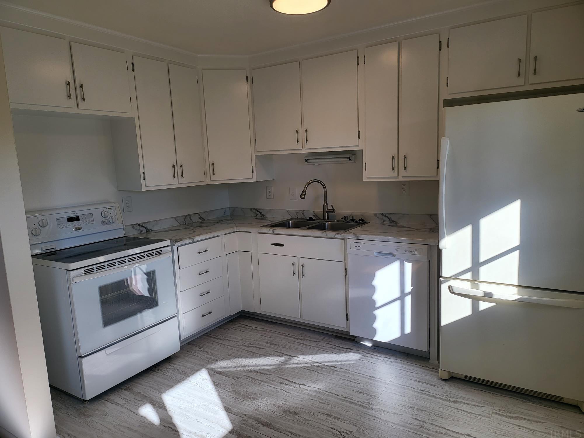 3901 West Tapp Road Bloomington, IN 47403 - Photo 9 of 21 Gallery Image 9
