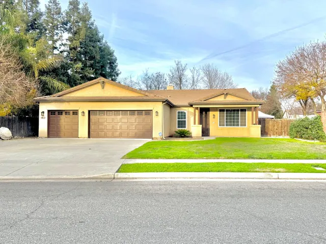 $515,000 | 5812 West Ceres Avenue, Visalia, CA 93291