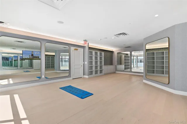 $9,499 | 695 Merrick Avenue, Unit 332, Westbury, NY 11590