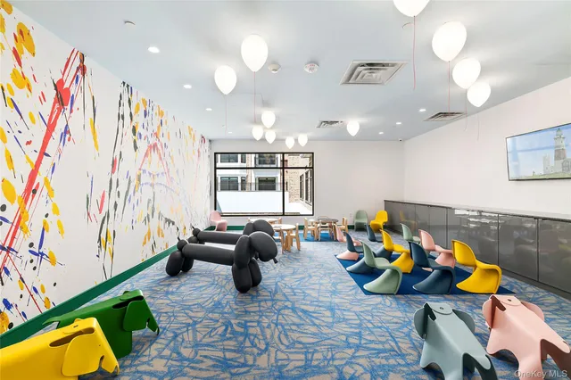 $9,499 | 695 Merrick Avenue, Unit 332, Westbury, NY 11590