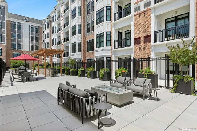 $9,499 | 695 Merrick Avenue, Unit 332, Westbury, NY 11590