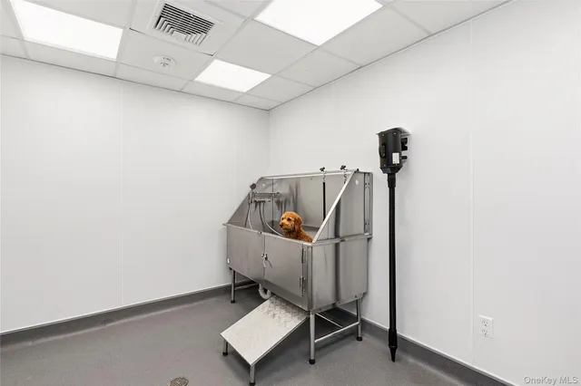 $9,499 | 695 Merrick Avenue, Unit 332, Westbury, NY 11590