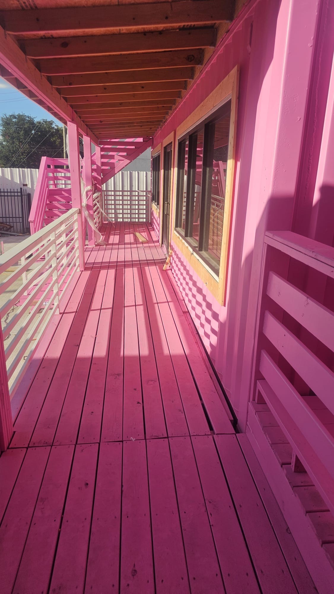 3813 Jeanetta Street Houston, TX 77063 - Photo 7 of 11 a view of wooden balcony