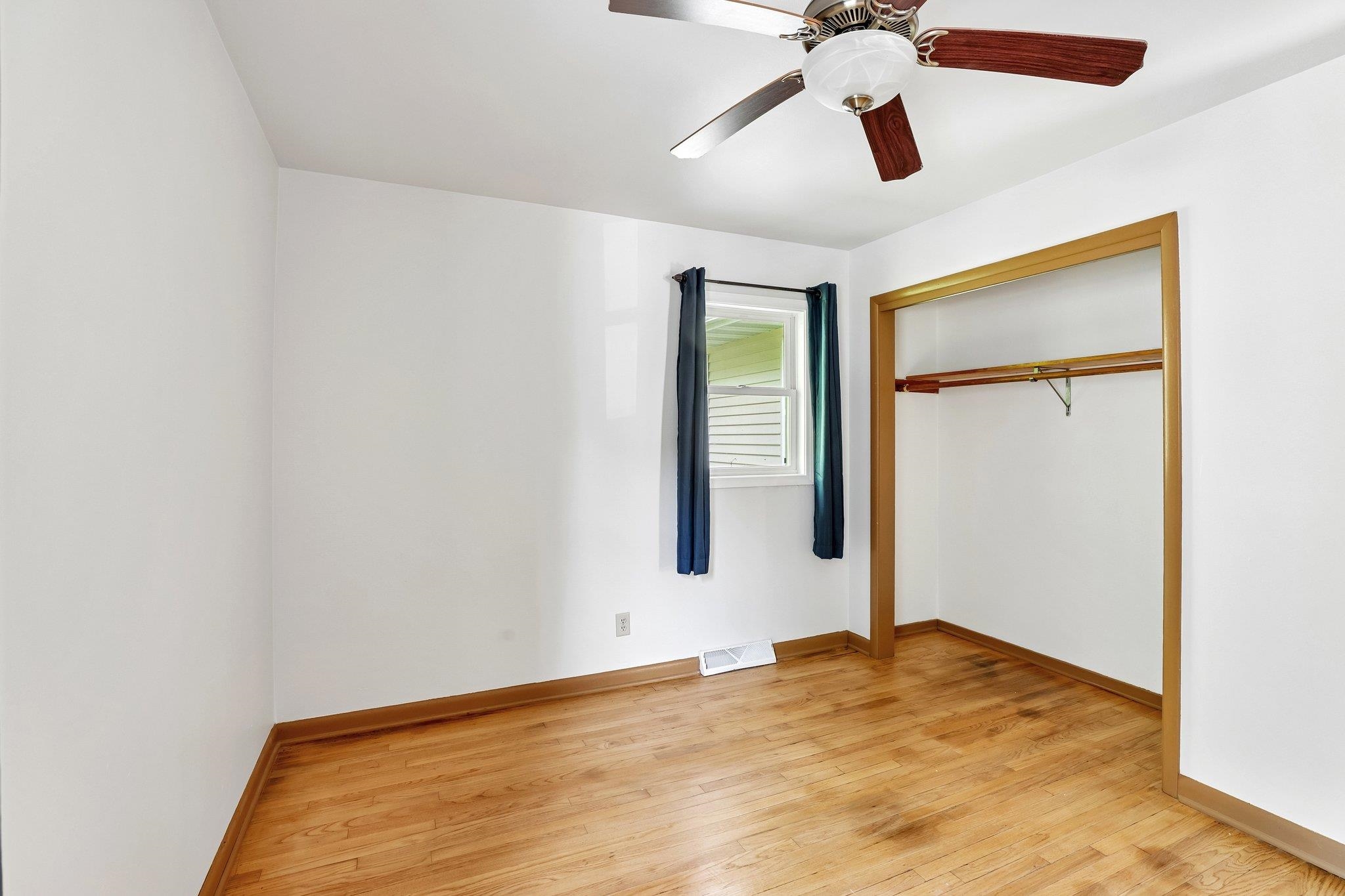 4513 Esch Lane Madison, WI 53704 - Photo 23 of 37