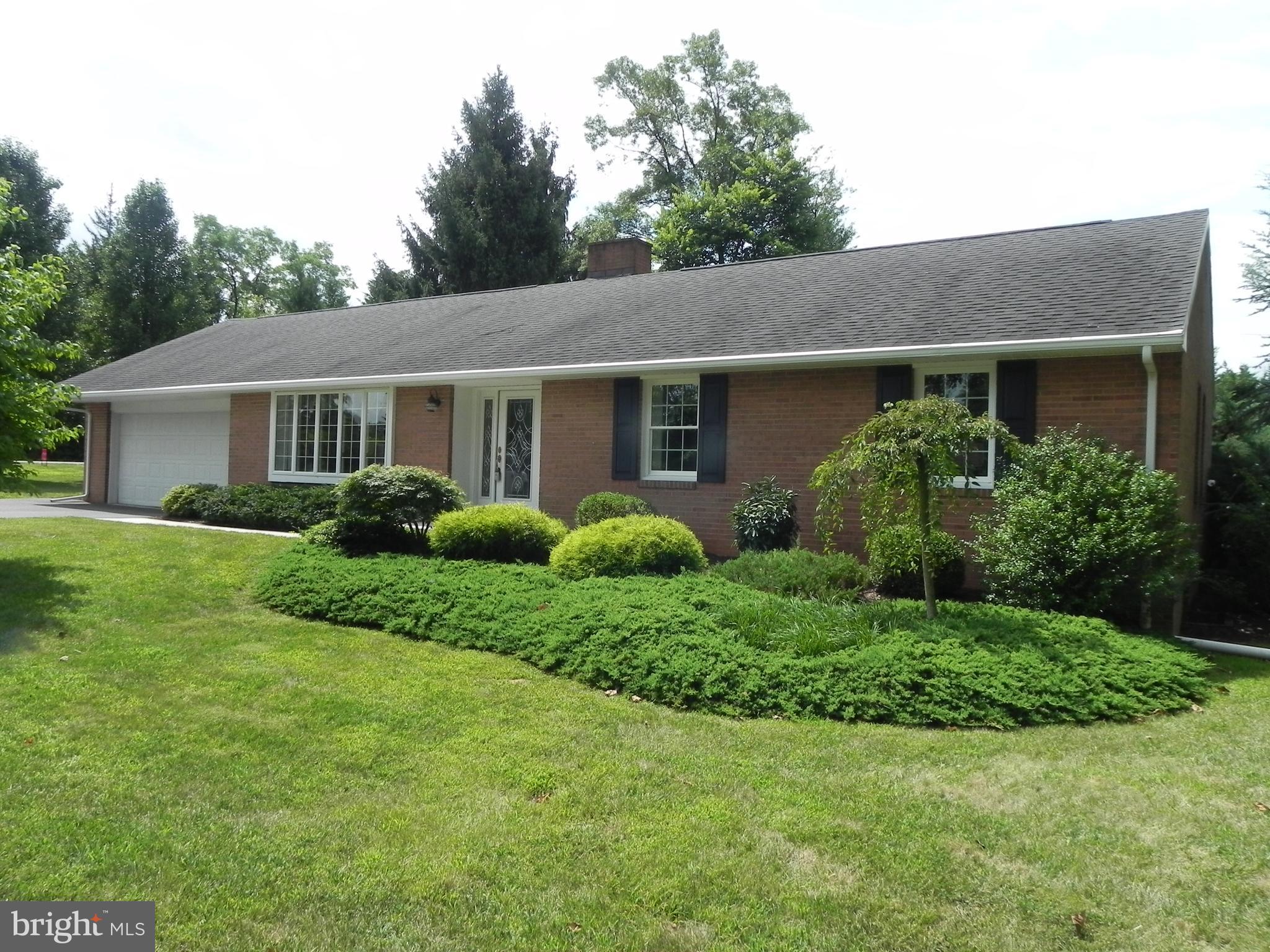 25 Minnick Road Inwood, WV 25428 - Photo 1 of 20 Exterior (Front)