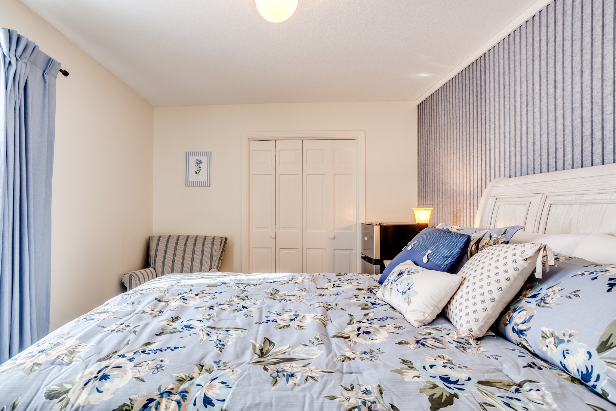 1434 Pine Springs Road Knoxville, TN 37922 - Photo 20 of 53 a bedroom with a bed and a window