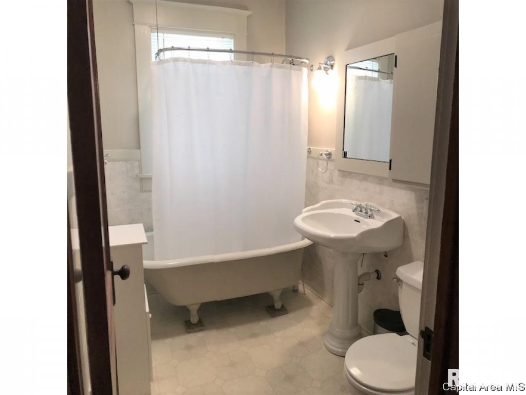 710 South State Street Springfield, IL 62704 - Photo 8 of 17