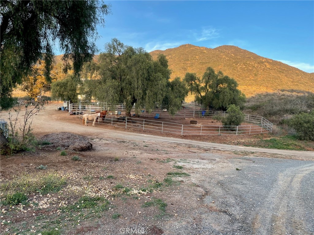 600 Hardell Lane Vista, CA 92084 - Photo 3 of 13