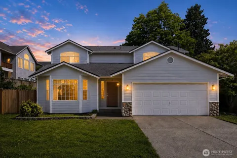 $575,000 | 1235 29th Ave Court Southwest, Puyallup, WA 98373