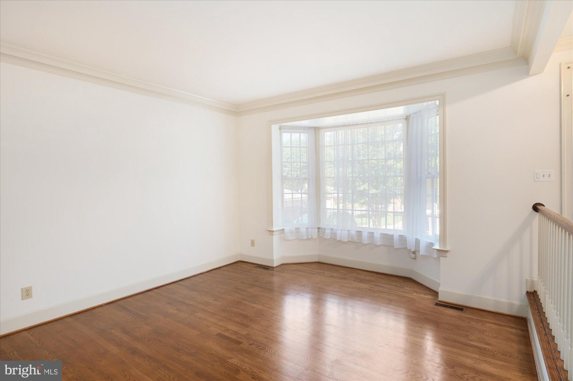 8319 Rising Ridge Way Bethesda, MD 20817 - Photo 6 of 44 Family Room