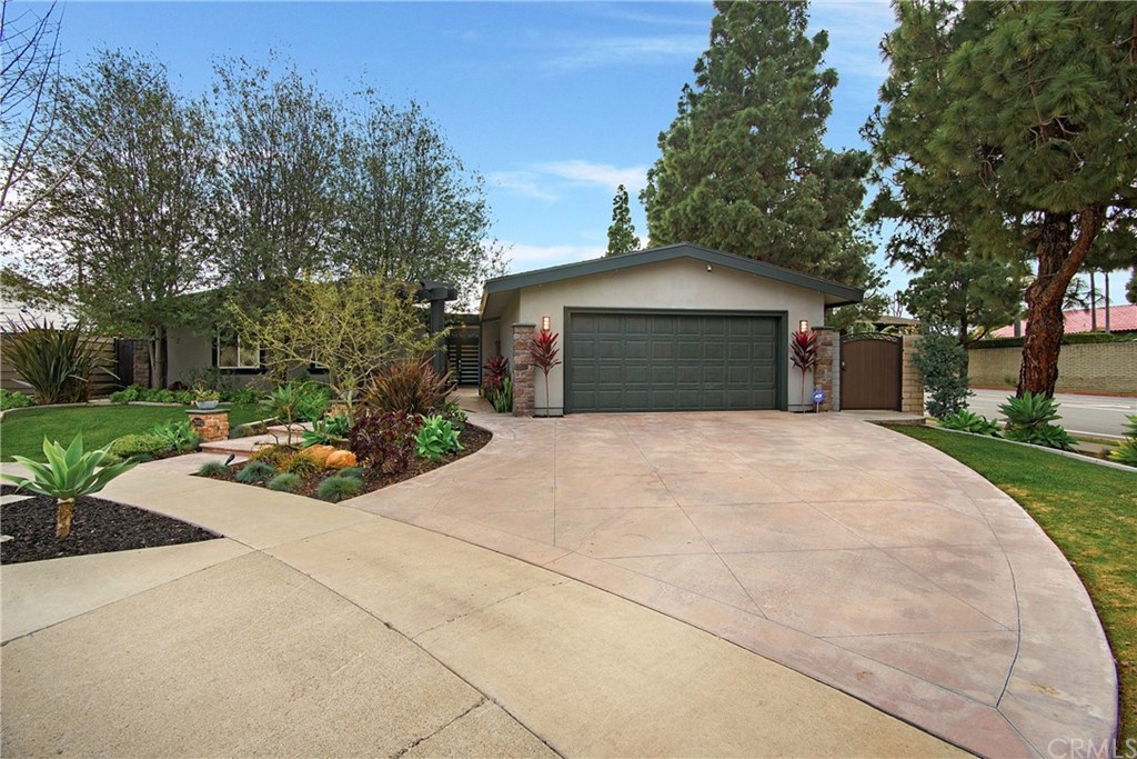 2983 Mindanao Drive Costa Mesa, CA 92626 - Photo 2 of 35