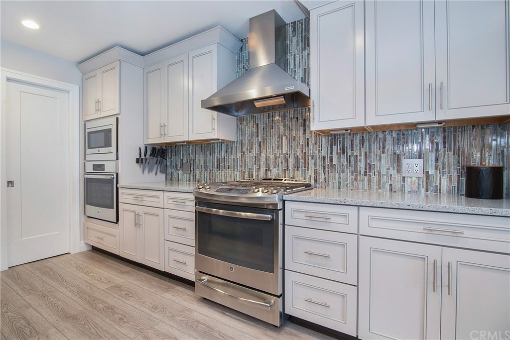 2983 Mindanao Drive Costa Mesa, CA 92626 - Photo 13 of 35