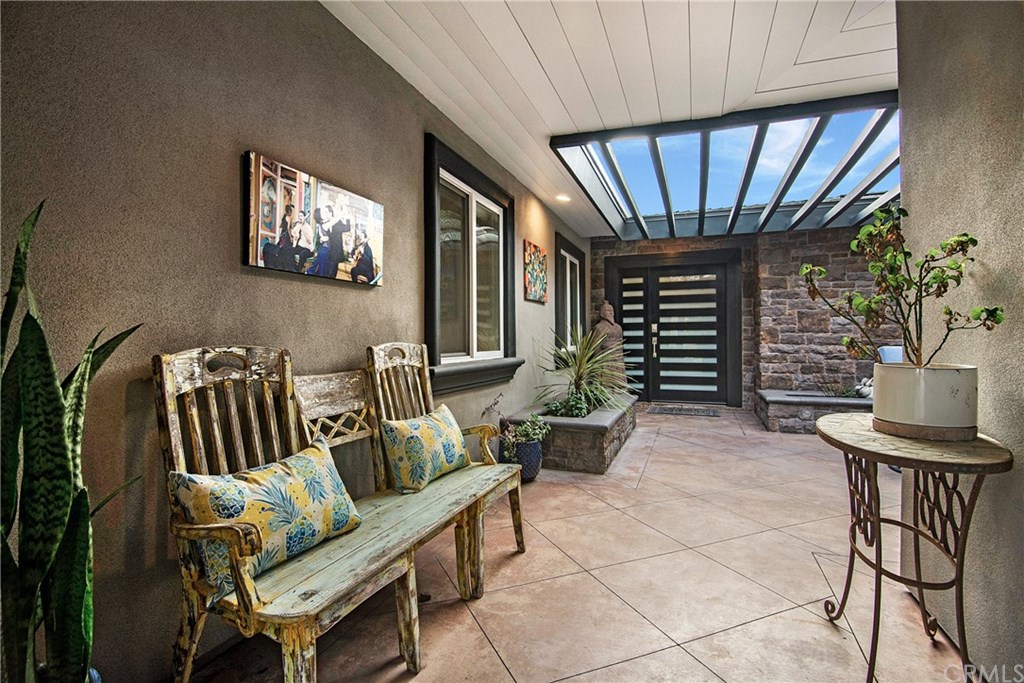 2983 Mindanao Drive Costa Mesa, CA 92626 - Photo 4 of 35