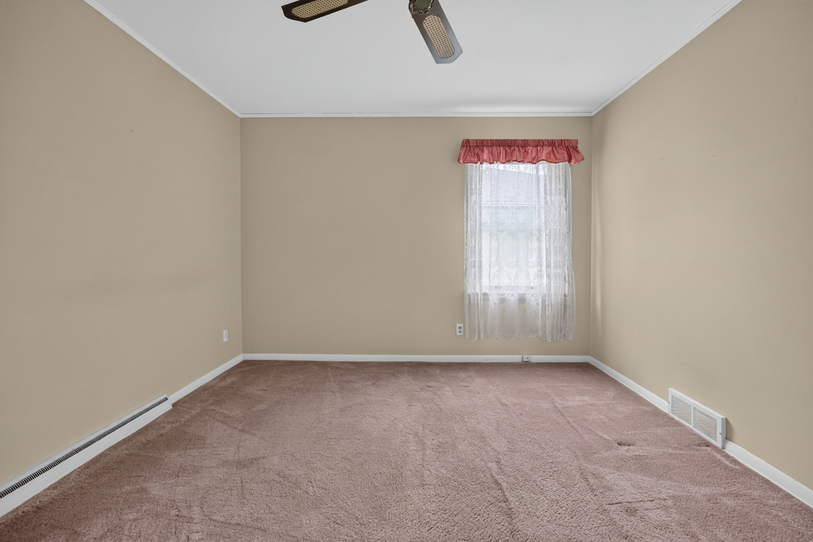 405 Warren Avenue Normal, IL 61761 - Photo 21 of 38 Gallery Image 21