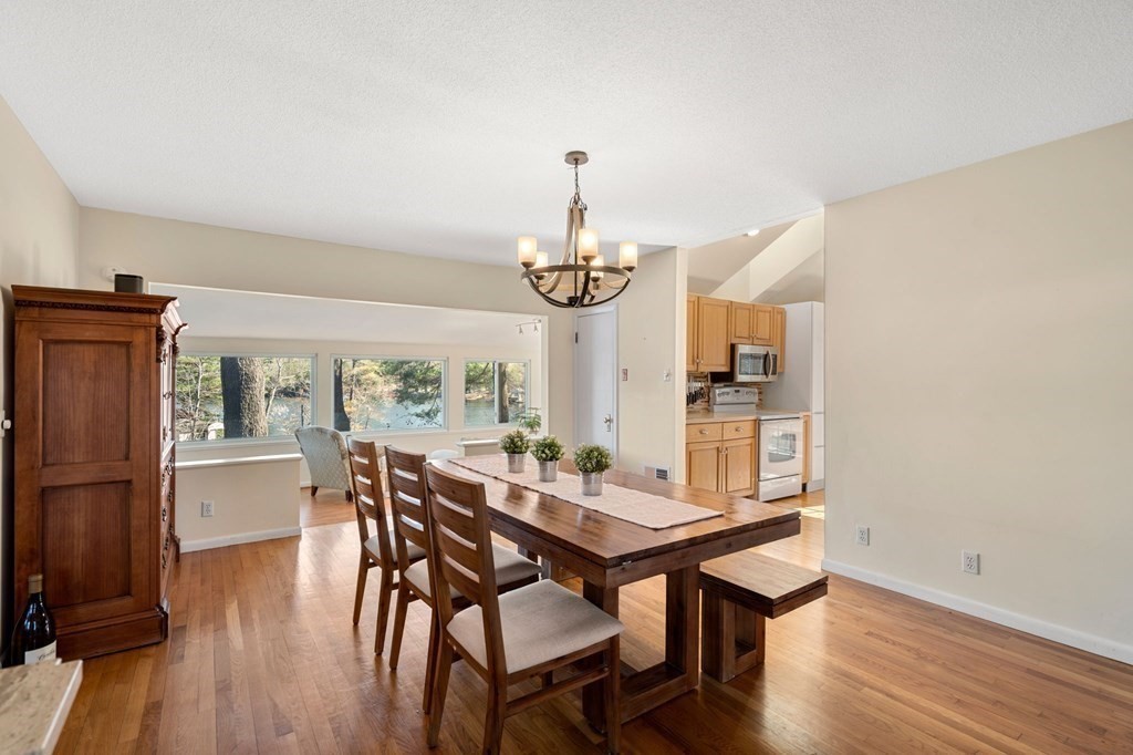 42 Ridgewood Road Groton, MA 01450 - Photo 12 of 35