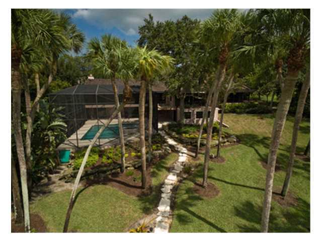 23 Ridgeland Drive Stuart, FL 34996 - Photo 3 of 33