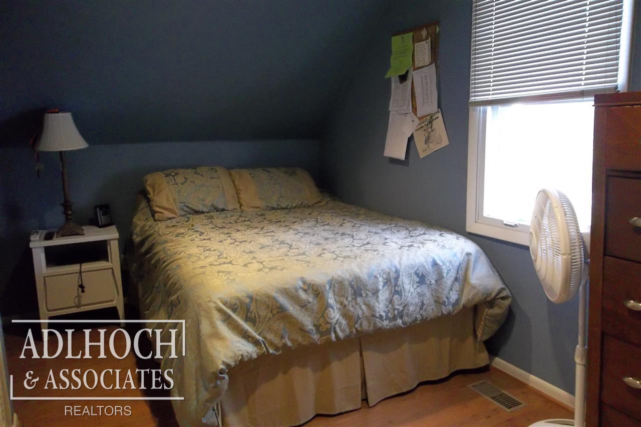 89 Muir Road Grosse Pointe Farms, MI 48236 - Photo 16 of 26