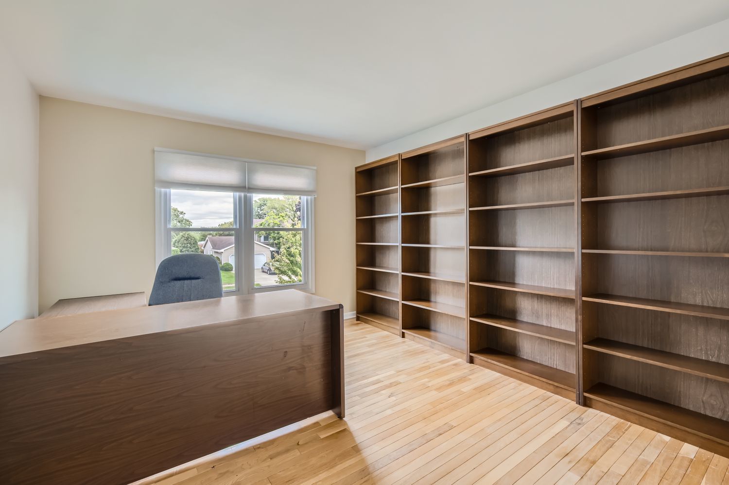 2S170 Stratford Road Glen Ellyn, IL 60137 - Photo 12 of 14