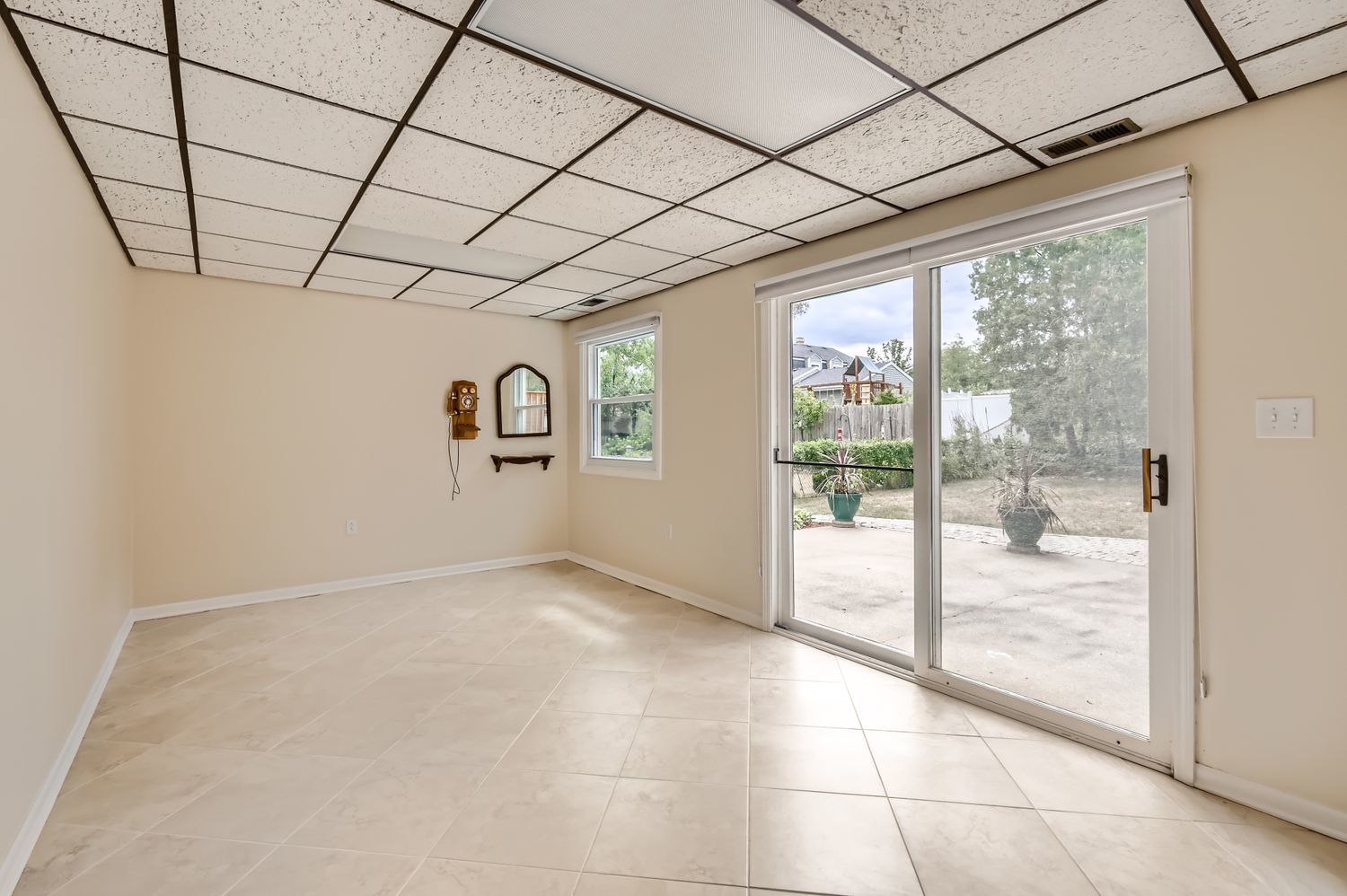 2S170 Stratford Road Glen Ellyn, IL 60137 - Photo 7 of 14