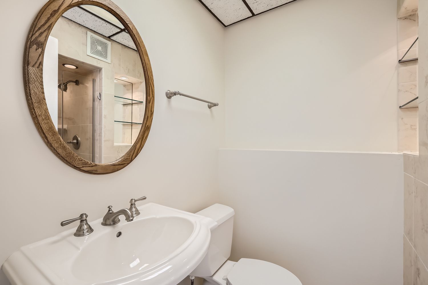 2S170 Stratford Road Glen Ellyn, IL 60137 - Photo 9 of 14