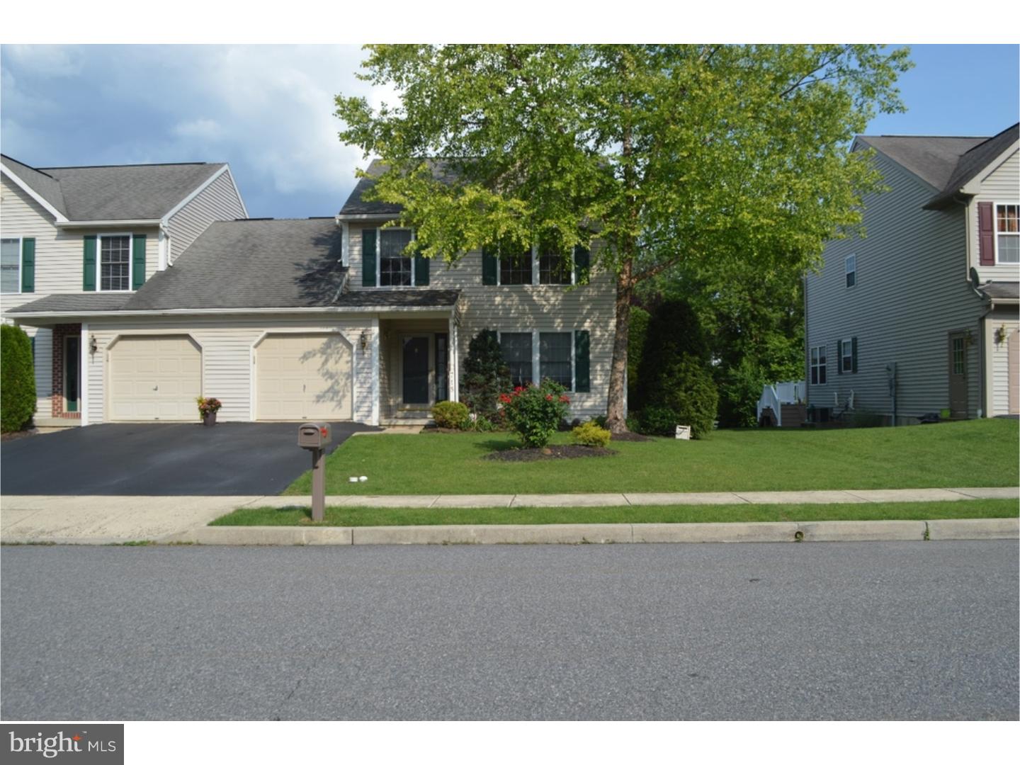 715 Maria Avenue Sinking Spring, PA 19608 - Photo 2 of 25 Gallery Image 2