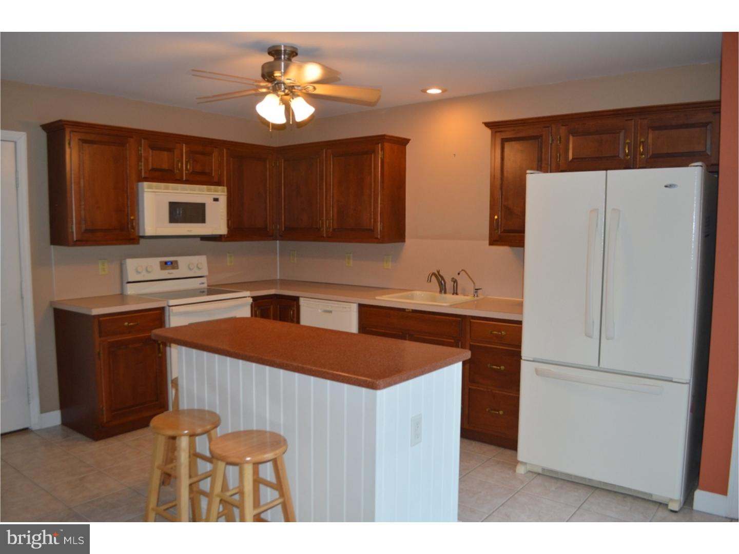 715 Maria Avenue Sinking Spring, PA 19608 - Photo 10 of 25 Gallery Image 10