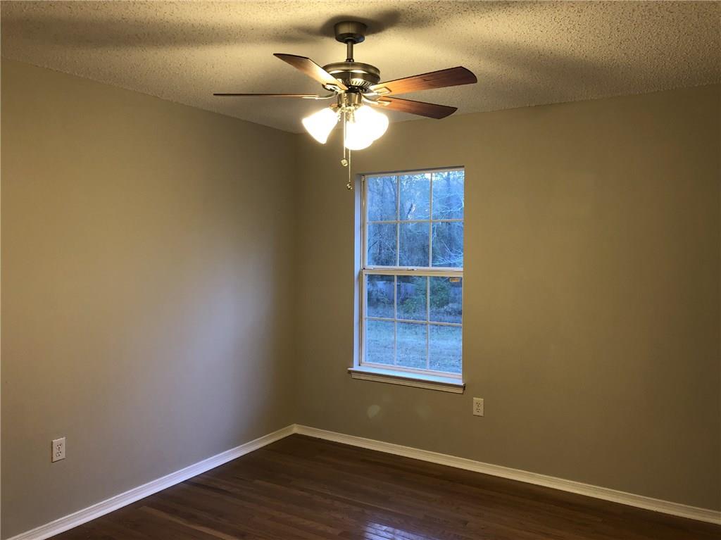 161 R A McGee Road Dry Prong, LA 71423 - Photo 13 of 19 Gallery Image 13