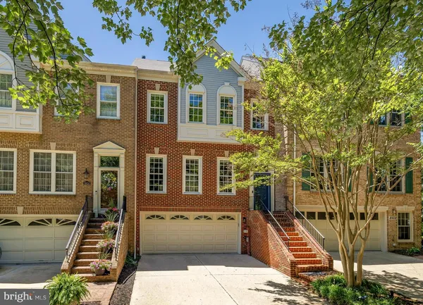 $885,000 | 8926 2nd Avenue, Silver Spring, MD 20910