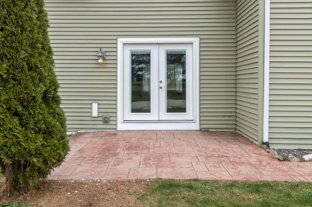 $360,000 | E3709 Krok Road, Kewaunee, WI 54216