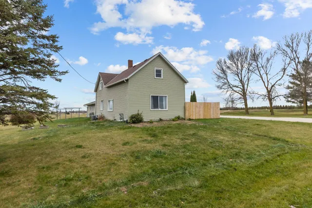 $360,000 | E3709 Krok Road, Kewaunee, WI 54216