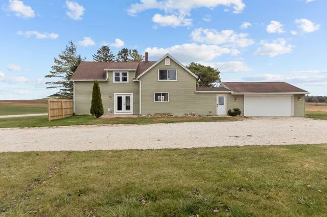 $360,000 | E3709 Krok Road, Kewaunee, WI 54216