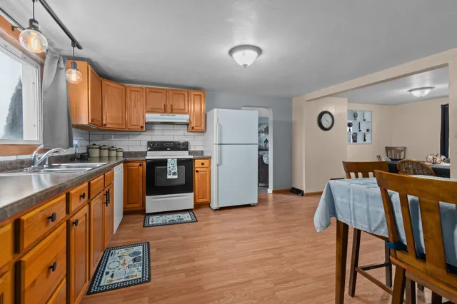 $360,000 | E3709 Krok Road, Kewaunee, WI 54216