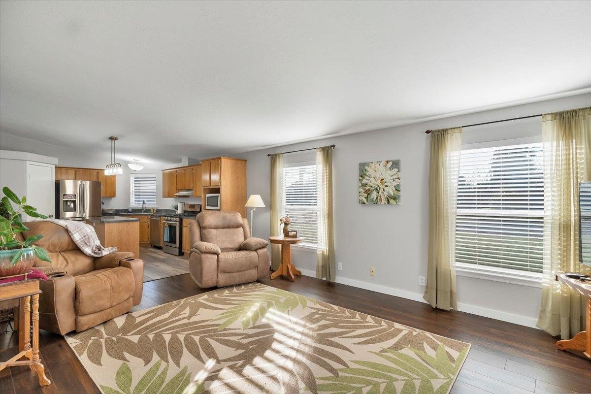 4645 Herrin Road Northeast Salem, OR 97305 - Photo 14 of 48 Gallery Image 14