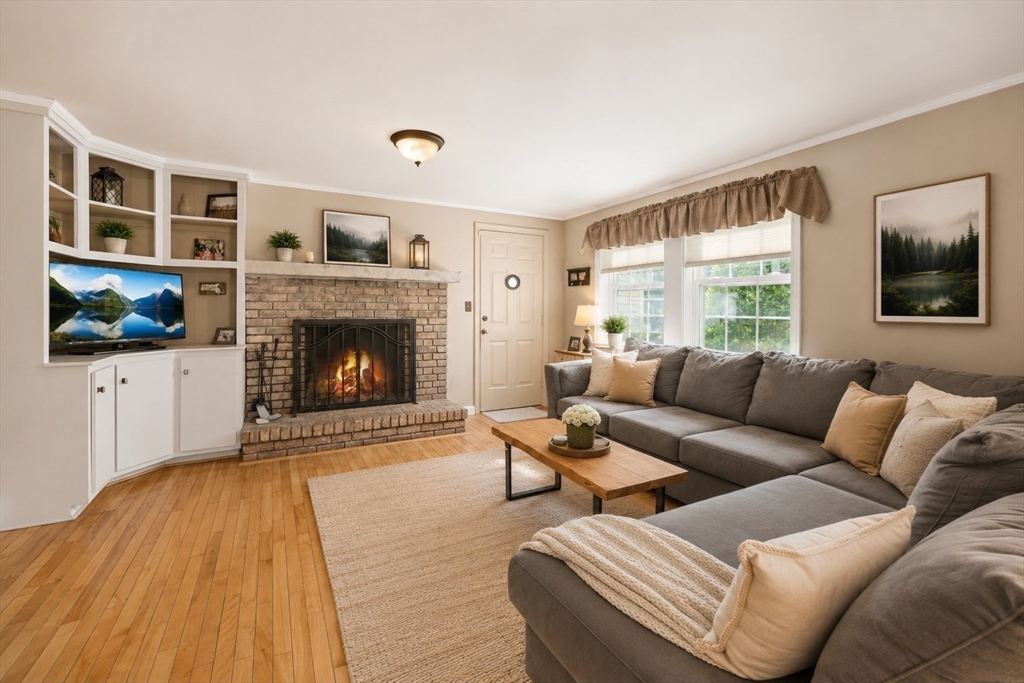 176 Davis Road Westminster, MA 01473 - Photo 16 of 37
