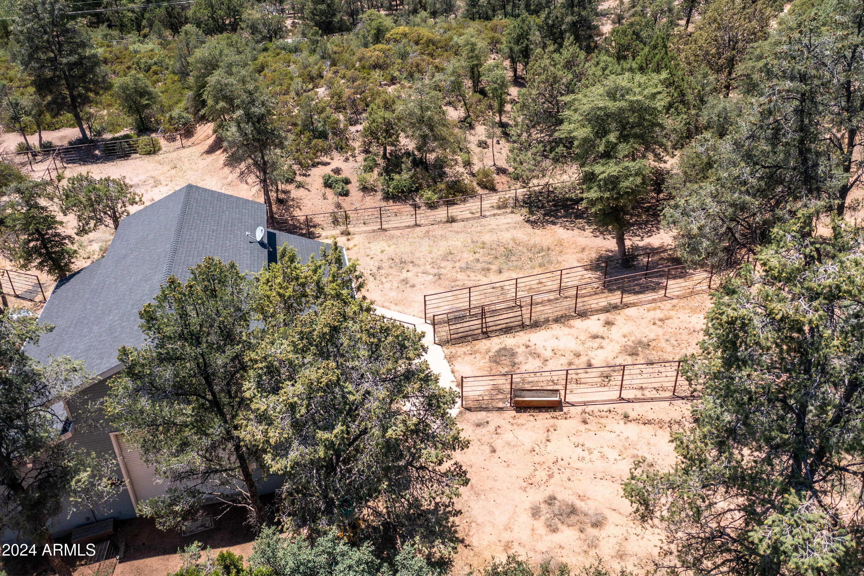 501 North Maranatha Road Payson, AZ 85541 - Photo 14 of 28 barn2