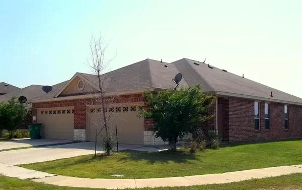 $494,500 | 345-347 Schirra Court, Lavon, TX 75166