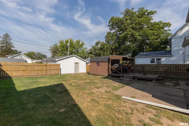 $153,000 | 1610 30th Street, Rock Island, IL 61201