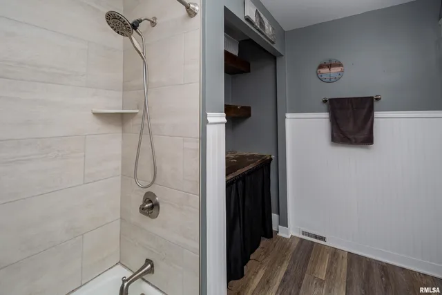 $153,000 | 1610 30th Street, Rock Island, IL 61201