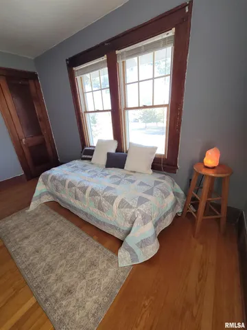 $153,000 | 1610 30th Street, Rock Island, IL 61201