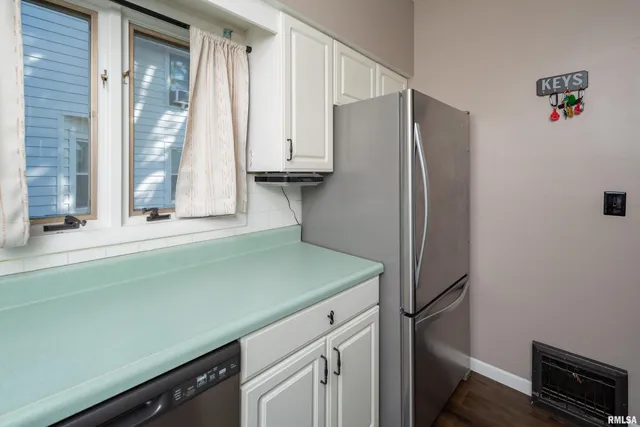 $153,000 | 1610 30th Street, Rock Island, IL 61201