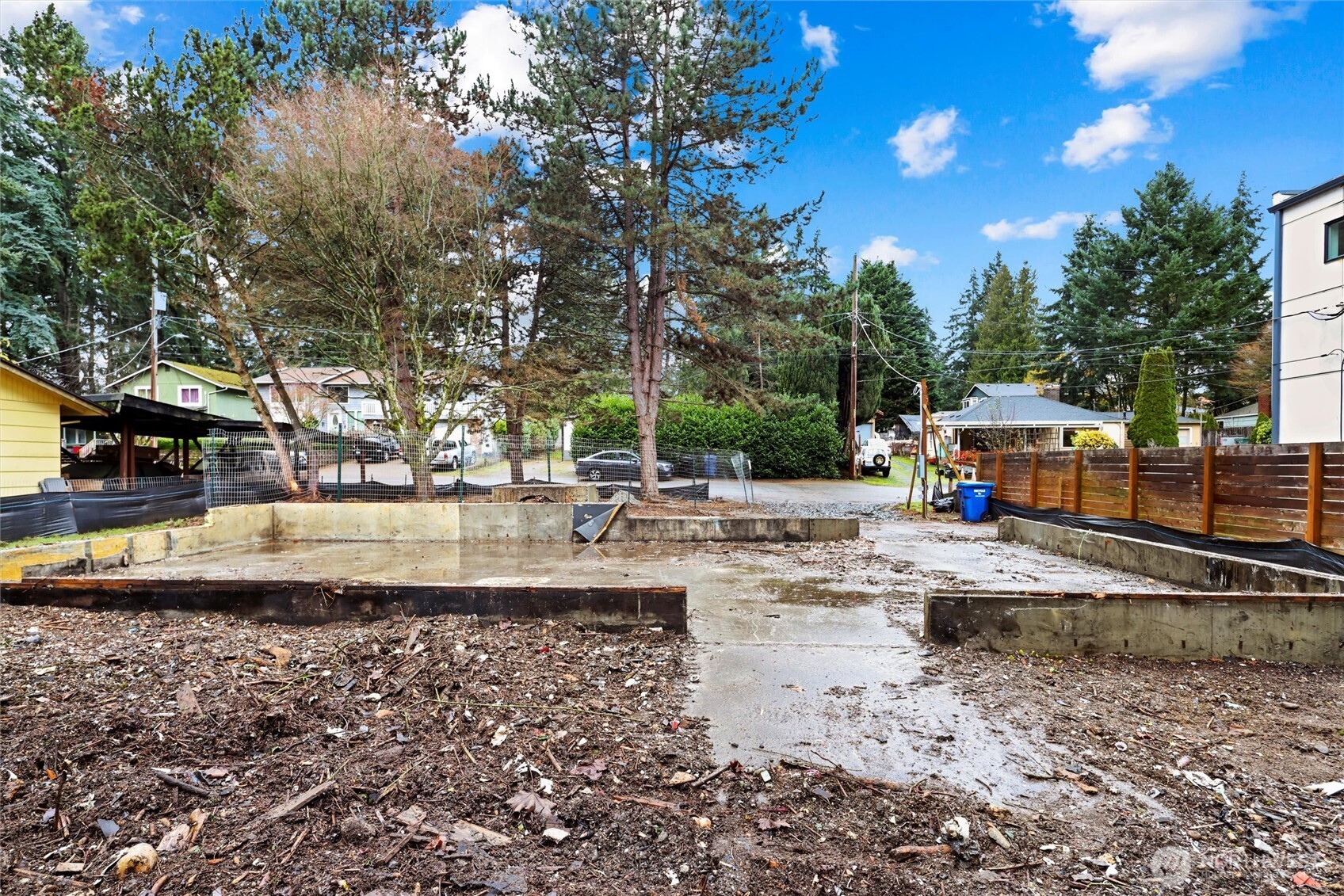 14324 Fremont Avenue North Seattle, WA 98133 - Photo 5 of 10 a view of a yard with trees