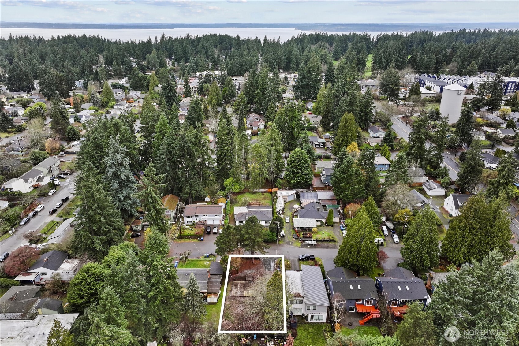 14324 Fremont Avenue North Seattle, WA 98133 - Photo 10 of 10 an aerial view of a city