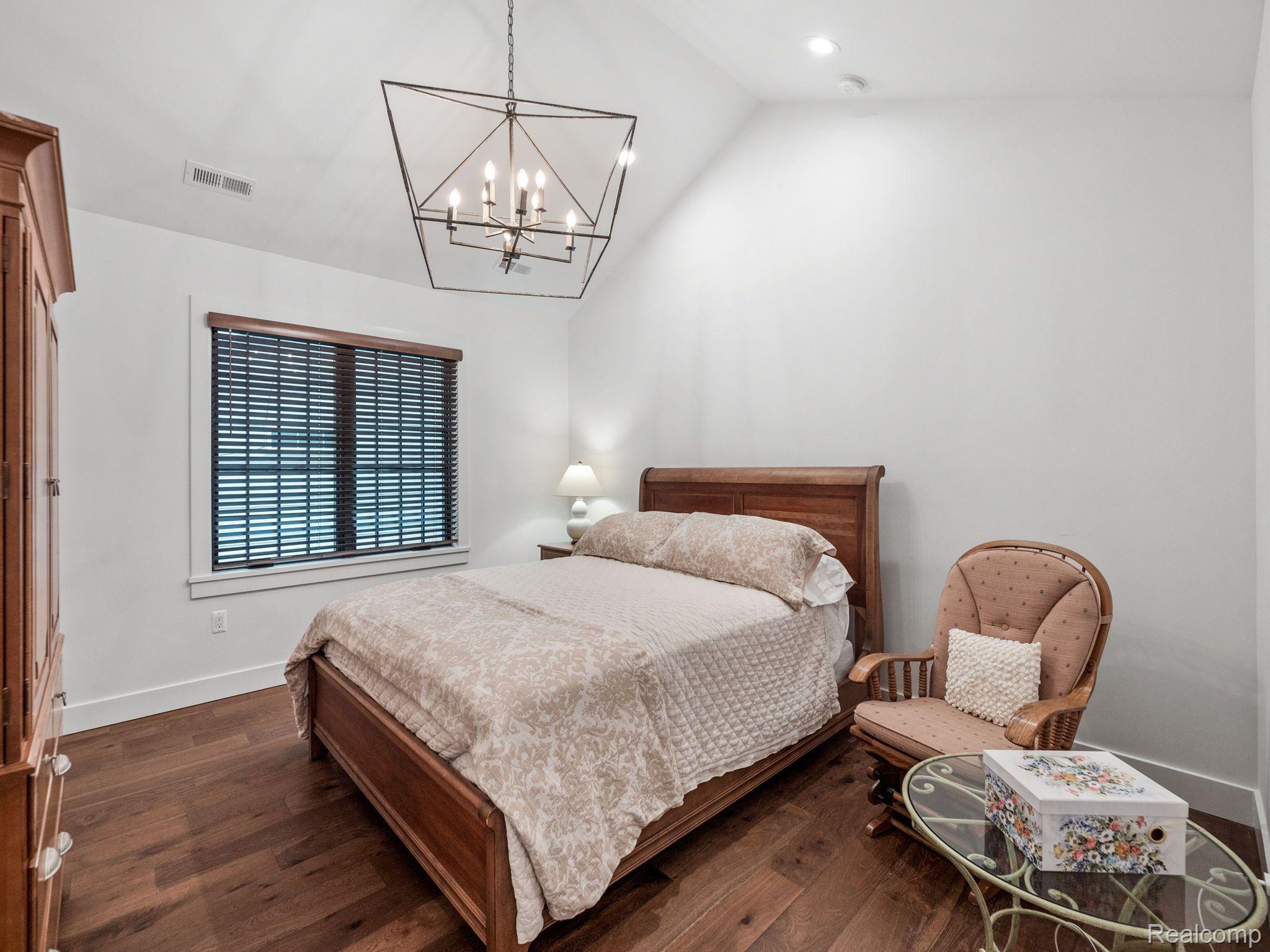 614 Ludlow Avenue Rochester, MI 48307 - Photo 48 of 74 Gallery Image 48