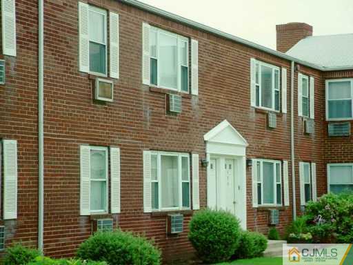 66 Fox Road, Unit 66 Edison, NJ 08817 - Photo 2 of 2 Gallery Image 2