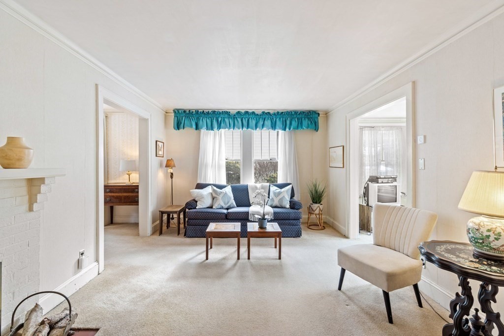 7 Longfellow Road Arlington, MA 02476 - Photo 6 of 38 Gallery Image 6