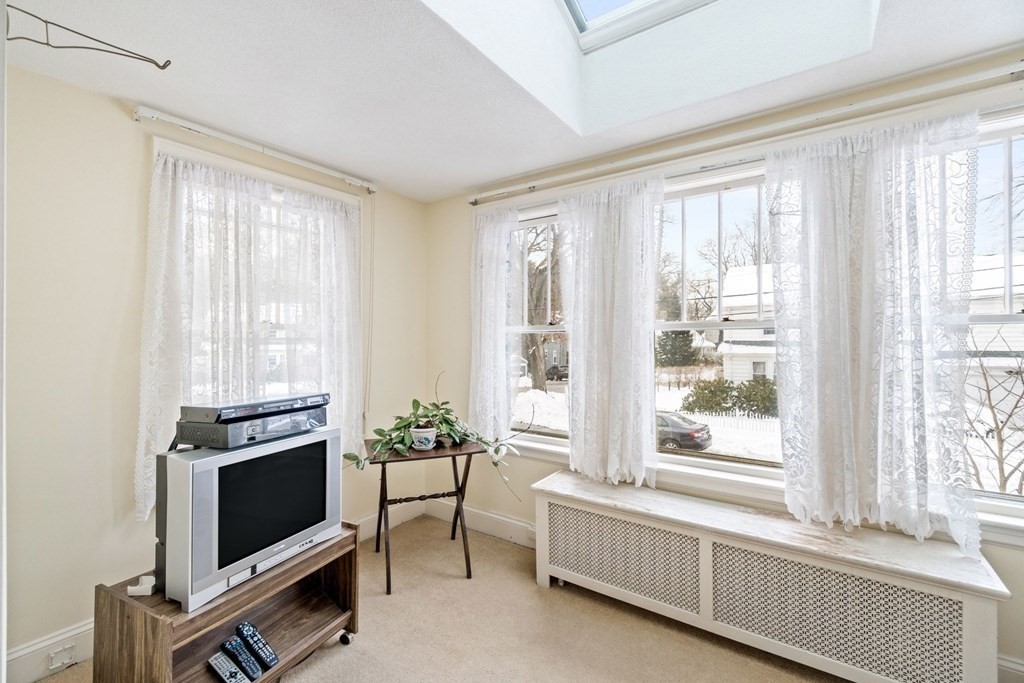 7 Longfellow Road Arlington, MA 02476 - Photo 8 of 38 Gallery Image 8